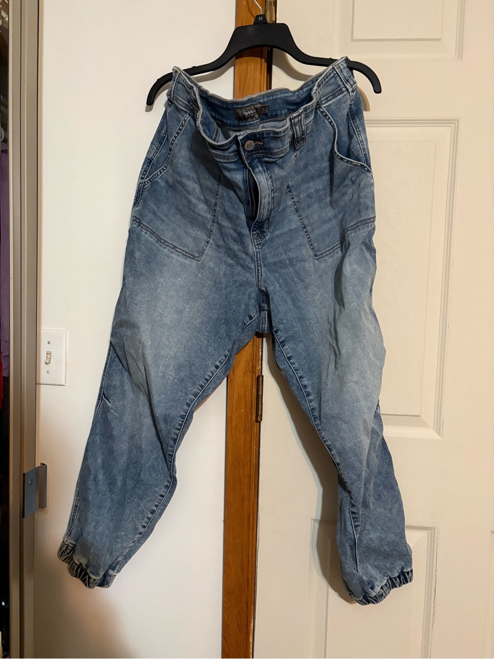Torrid jogger mid rise jeans